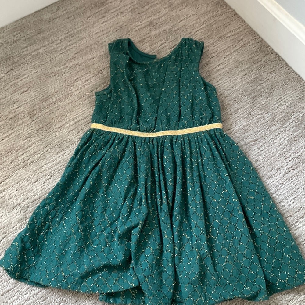 Christmas dress size 5 broken latch